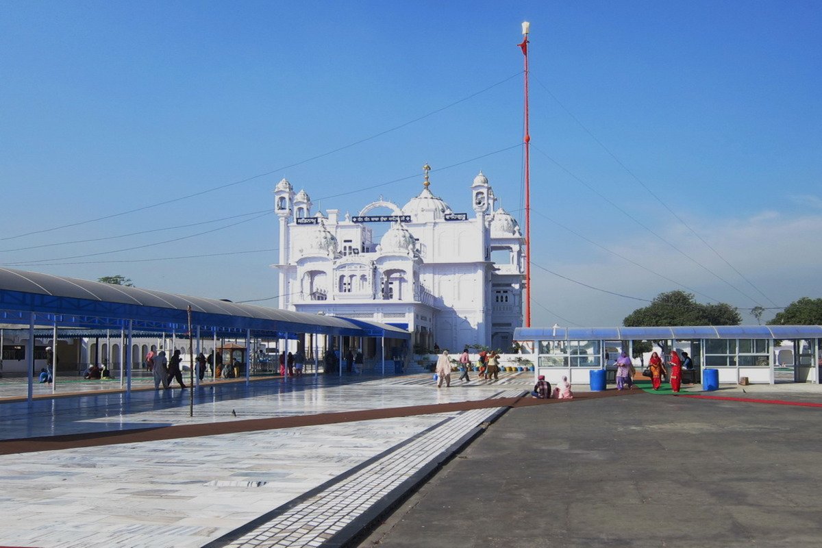 Gurdwara_Baba_Budha_Sahib,_near_Amritsar (2) (1)